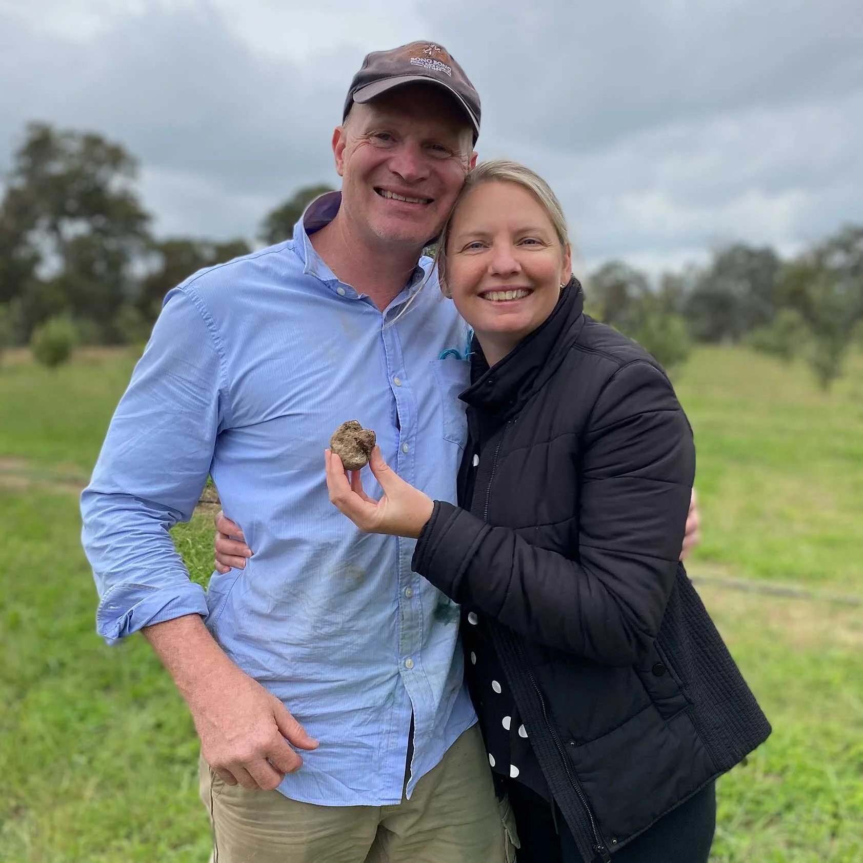 Paul and Leane with a freshly harvested truffle
